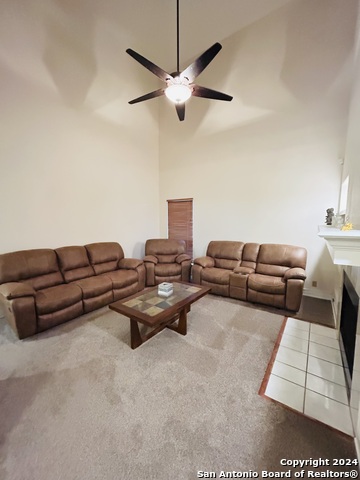 Image 14 of 29 For 6622 Shady Bend