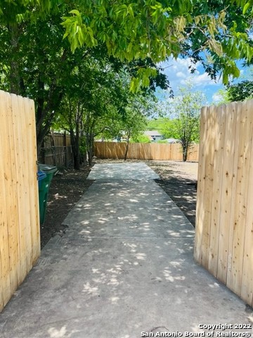 Image 13 of 13 For 1807 Gorman  