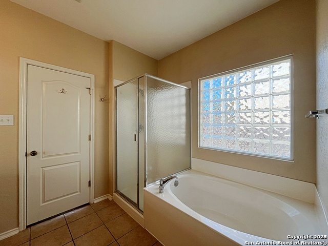 Image 23 of 42 For 24519 Alamosa Falls