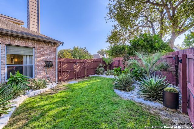 Image 25 of 29 For 8755 Stoney Brook Dr