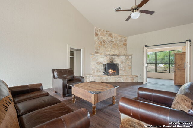 Image 10 of 46 For 2939 Rolling Oaks