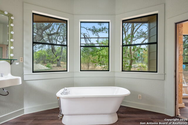 Image 20 of 46 For 2939 Rolling Oaks