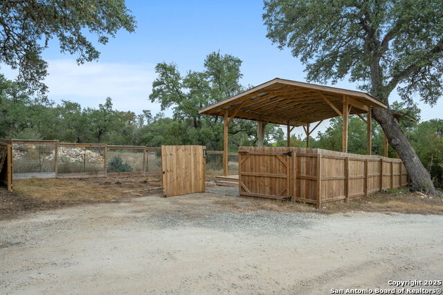 Image 28 of 46 For 2939 Rolling Oaks