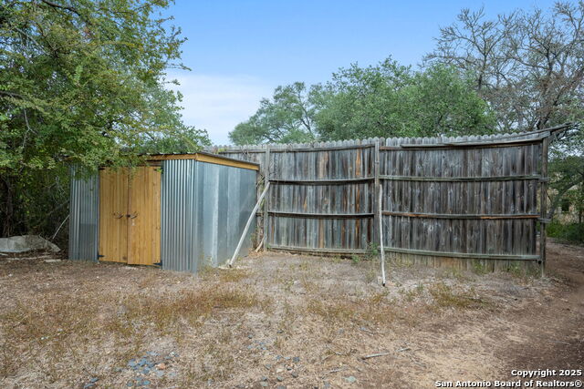 Image 32 of 46 For 2939 Rolling Oaks