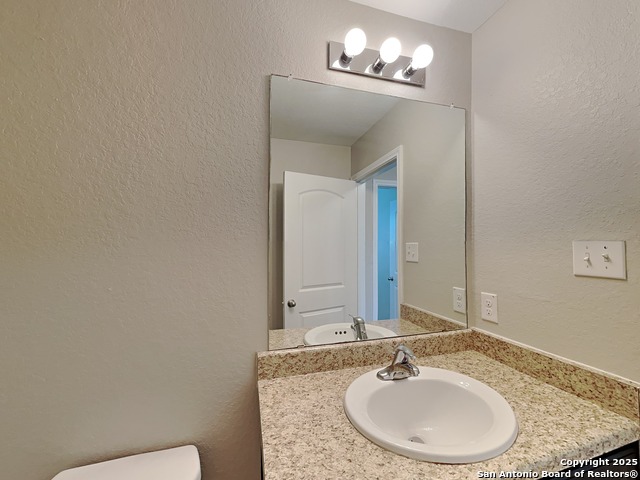 Image 7 of 16 For 3831 Southton