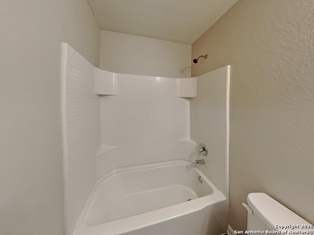 Image 8 of 16 For 3831 Southton