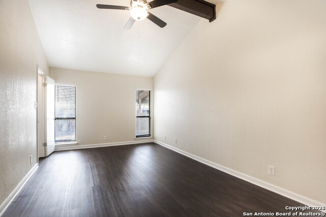 Image 20 of 29 For 7506 Lincoln Village