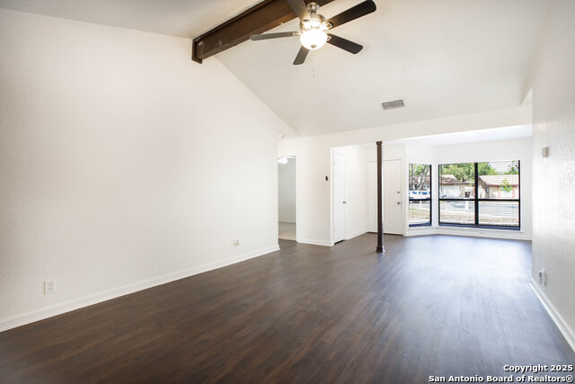 Image 7 of 29 For 7506 Lincoln Village