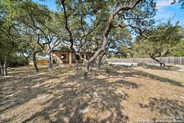 Image 4 of 47 For 547 Suncrest