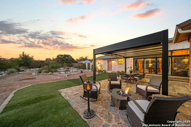 Image 40 of 47 For 547 Suncrest