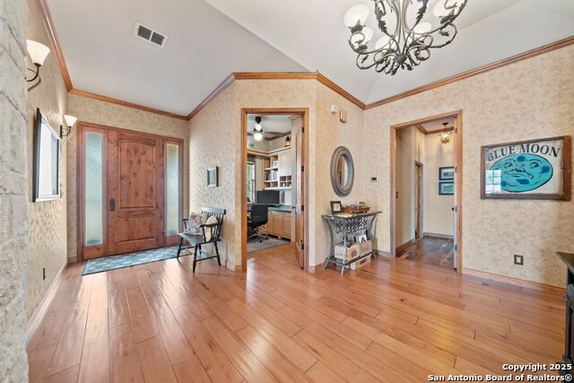 Image 7 of 47 For 547 Suncrest