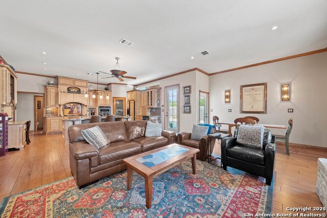 Image 9 of 47 For 547 Suncrest