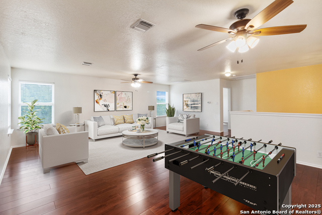 Listing photo id 16 for 9214 Herman Hollow