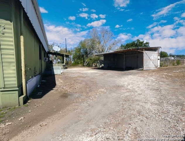 Image 3 of 5 For 718 Loop 17  