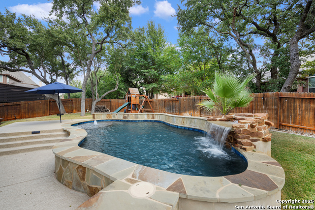 Image 22 of 27 For 25706 Stormy Ridge