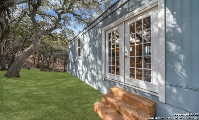 Image 17 of 28 For 1219 Songbird