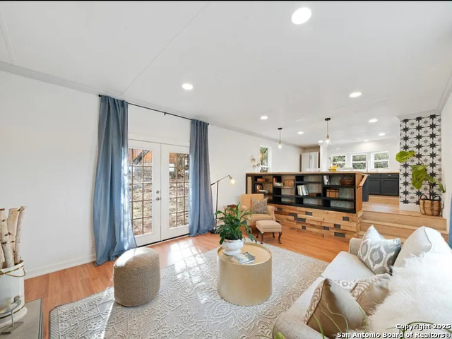 Image 7 of 28 For 1219 Songbird