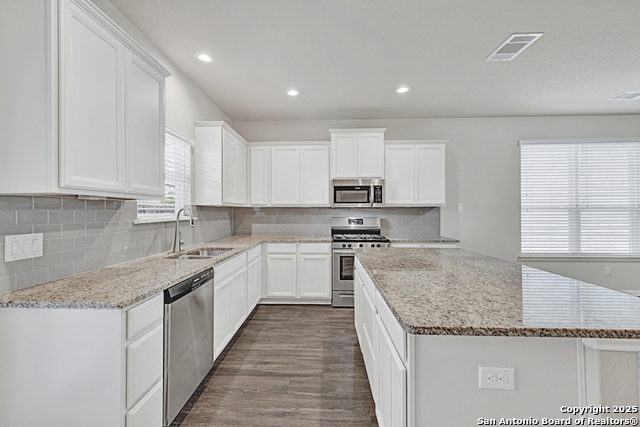 Image 9 of 34 For 469 Moonvine