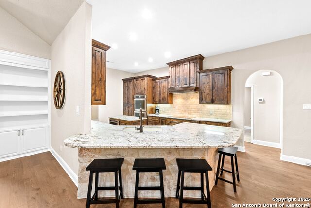 Image 11 of 68 For 15921 Reyes Rdg