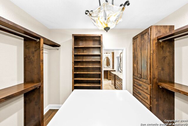 Image 24 of 68 For 15921 Reyes Rdg