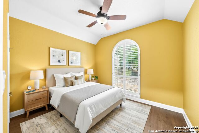 Image 33 of 68 For 15921 Reyes Rdg