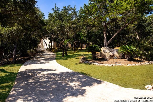 Image 4 of 68 For 15921 Reyes Rdg