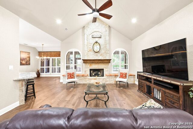 Image 9 of 68 For 15921 Reyes Rdg