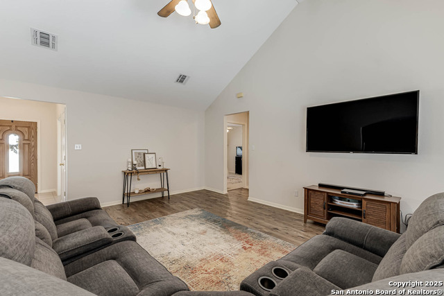 Image 10 of 31 For 206 Tipperary Lane