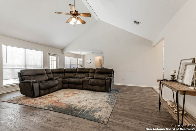 Image 11 of 31 For 206 Tipperary Lane