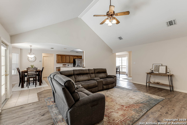 Image 18 of 31 For 206 Tipperary Lane