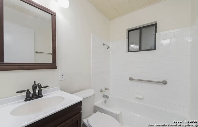 Image 7 of 10 For 110 Tropicana