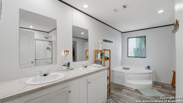 Image 11 of 43 For 2141 Cr 132