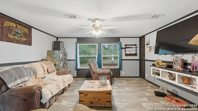 Image 17 of 43 For 2141 Cr 132