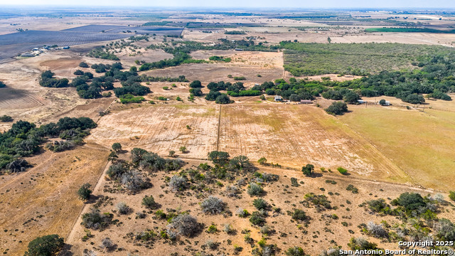 Image 38 of 43 For 2141 Cr 132