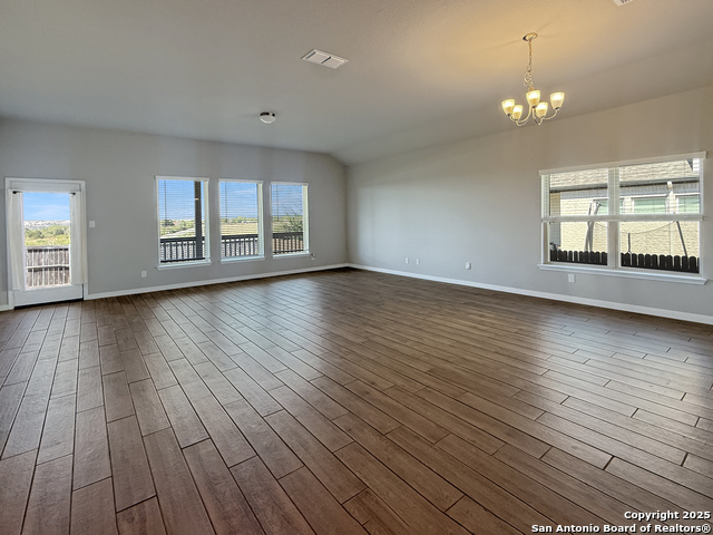 Image 3 of 17 For 3210 Roan