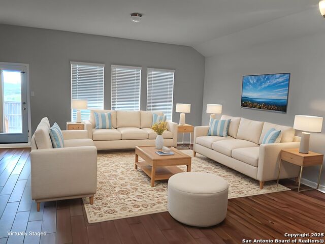 Image 4 of 17 For 3210 Roan