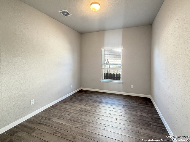 Image 9 of 17 For 3210 Roan