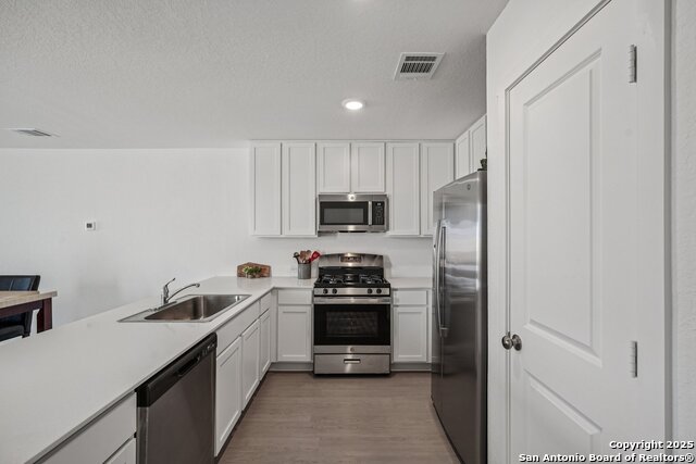 Image 15 of 31 For 250 Tahoe  