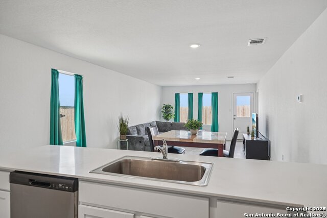 Image 17 of 31 For 250 Tahoe  