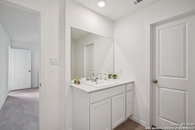 Image 23 of 31 For 250 Tahoe  