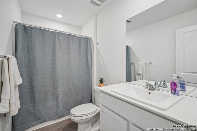 Image 27 of 31 For 250 Tahoe  