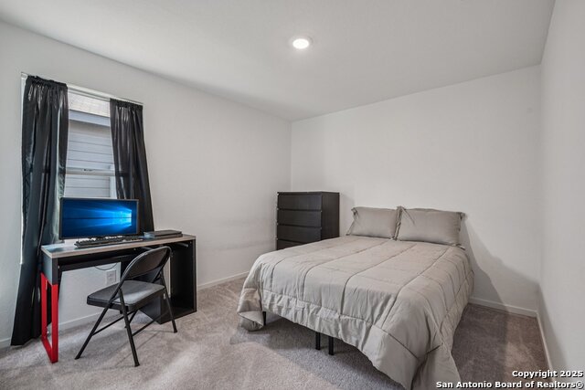 Image 28 of 31 For 250 Tahoe  