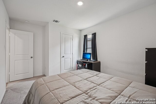 Image 29 of 31 For 250 Tahoe  