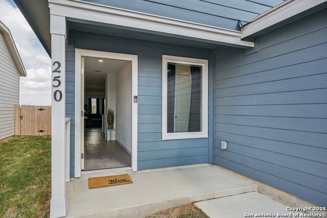 Image 3 of 31 For 250 Tahoe  