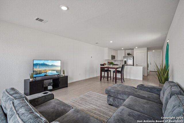 Image 8 of 31 For 250 Tahoe  