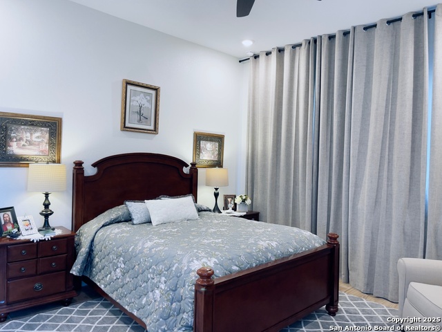 Image 25 of 46 For 202 Mystic Shores Blvd