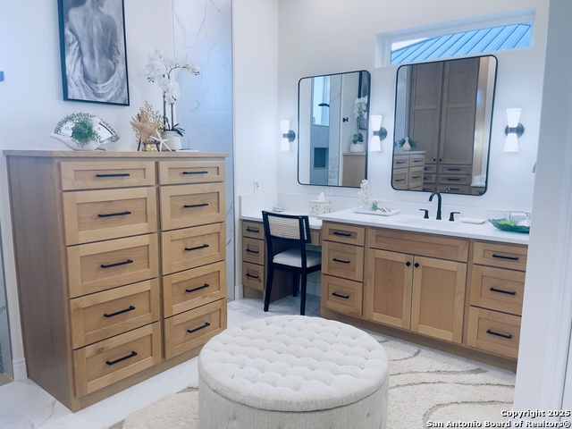 Image 32 of 46 For 202 Mystic Shores Blvd