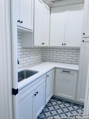 Image 40 of 46 For 202 Mystic Shores Blvd