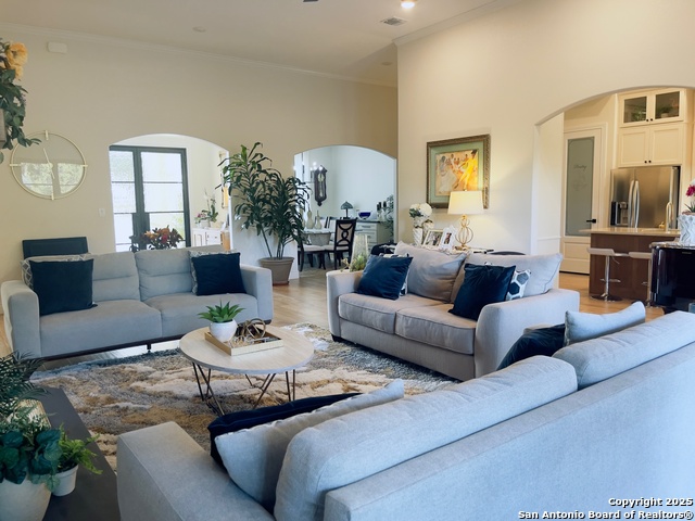 Image 6 of 46 For 202 Mystic Shores Blvd