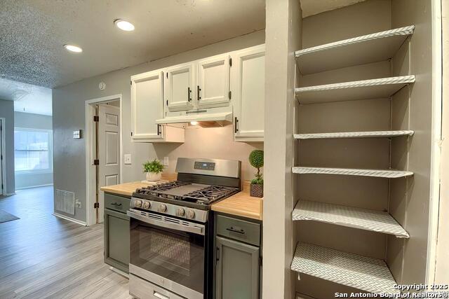 Image 12 of 24 For 9824 Meadow Way